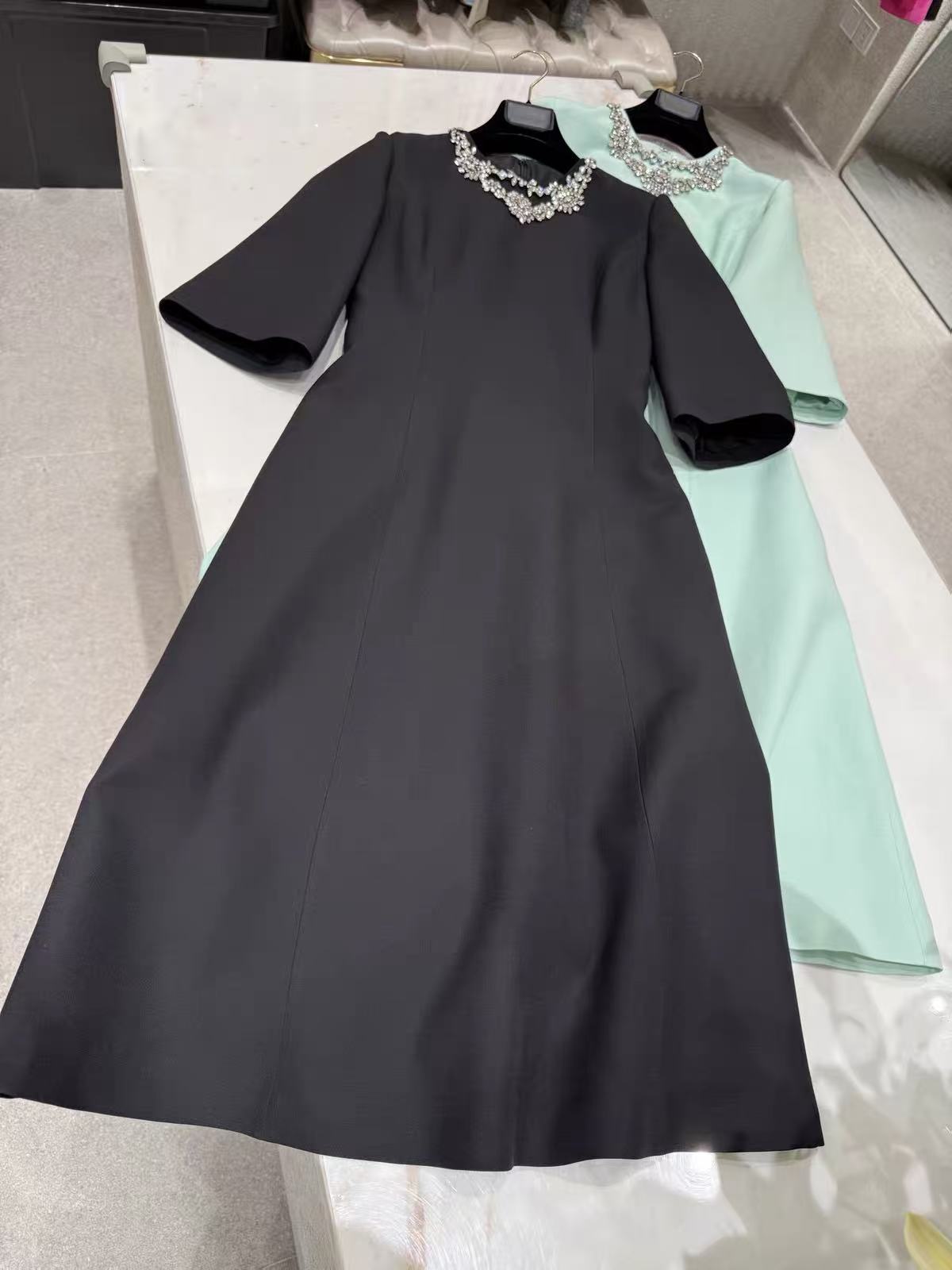 Abito Midi da Donna in Seta e  - Midi Dress recensione e prezzo